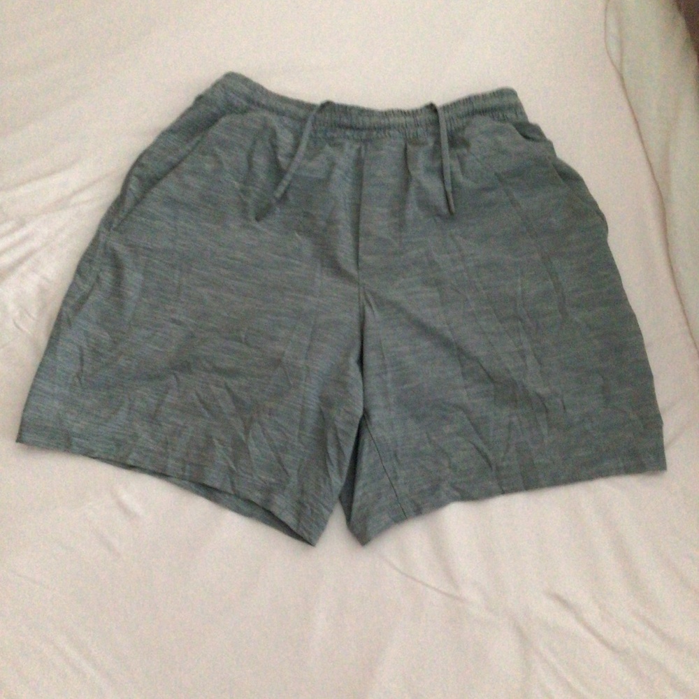 Lululemon shorts (men)